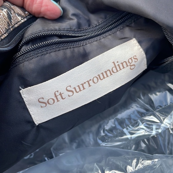 Soft Surroundings Gold Rose Carry All Large Tote - Picture 5 of 12